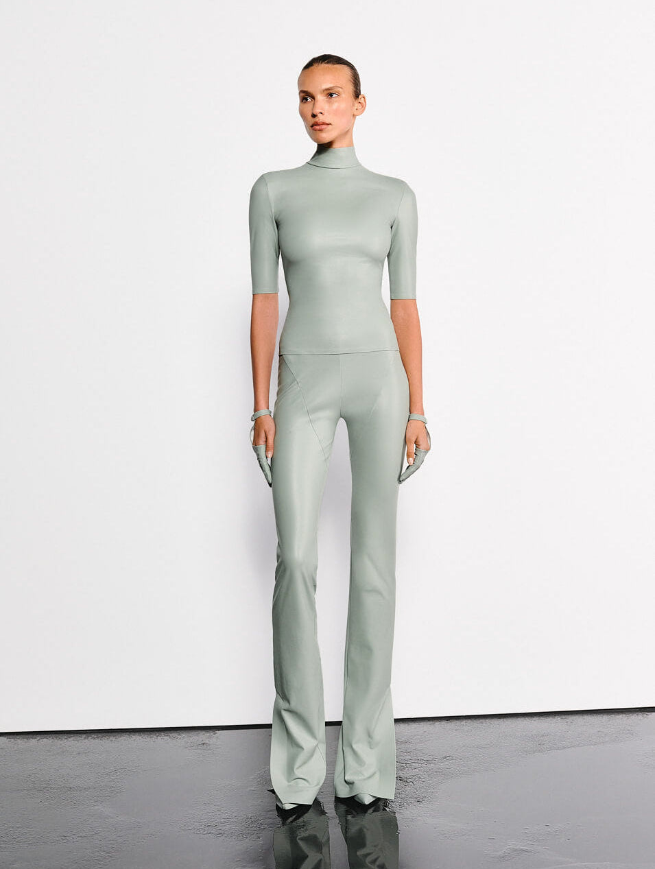Брюки Силуетні Із Шліцами Пастельно-Зелені